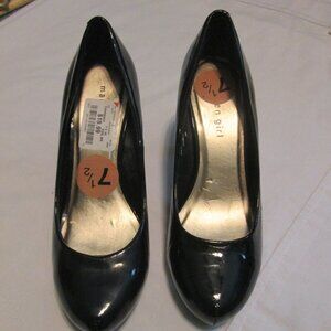 Madden Girl Giddy 7.5 Black Heels